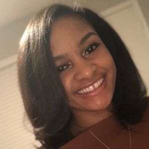 Meet your Posher, Francesca